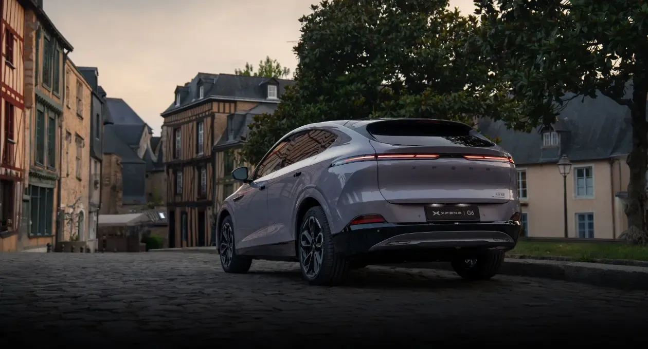 Xpeng G6 2025 fastback silhouette