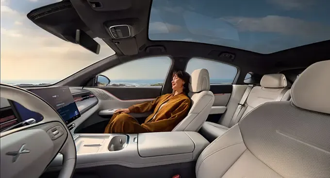 Xpeng G6 2025 first-class interior comfort